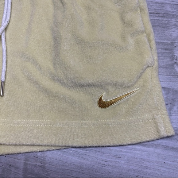 Nike Yellow Terry Cloth Retro 2” Inseam High Waist Shorts Women’s Size Small - Picture 6 of 13